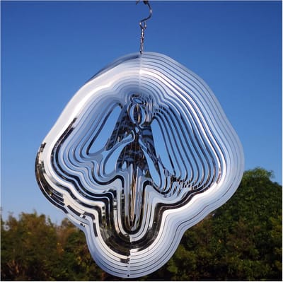 Reflecterende engel-windspinners voor tuindecoratie — Fonkelende engelornamenten en vogelafweermiddelen om vogels te verjagen uit tuin, terras en van het erf.