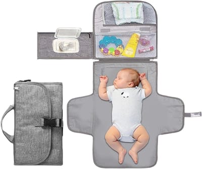 Draagbaar Luierstation - Aankleedkussen Baby - Onderweg Luiers Wassen - Waterdicht Met Zakken - 55 x 55 cm - Meerkleurig
