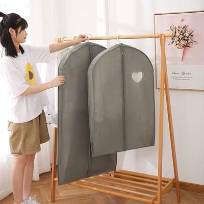 Kleding stofhoezen - Garderobe organizer - Kleding beschermen - Geurloos en waterdicht - 90 of 140 cm - Beige