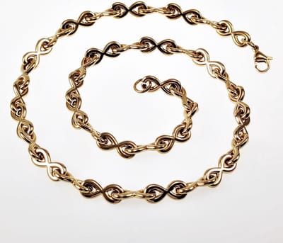 56cm x 8,5mm Halsketting Dames - Oneindigheids Ketting - Stalen Goud Kleur - Infinity Schakelketting