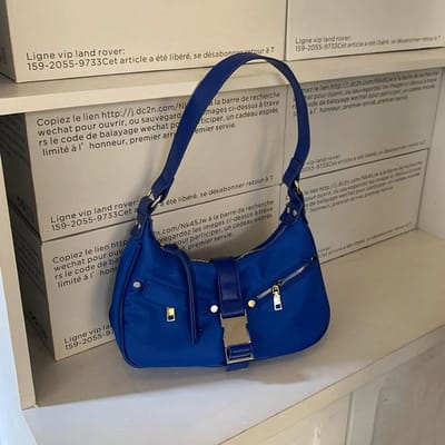 Nieuwe Zomerproducten voor Dames Trendy Functionele Halvemaanvormige Tas Coole Stijl Lock Schoudertas black