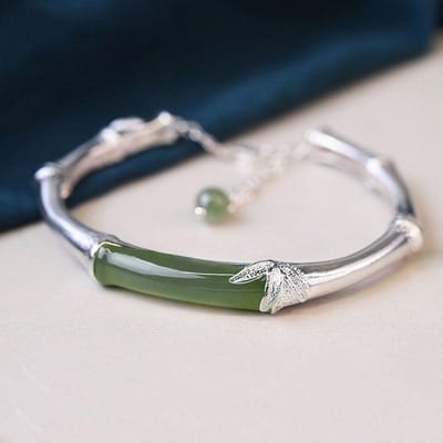 Oude Gouden Ambachtelijke Bamboe Scharnier Natuurlijke Hetian Jade Open Armband Exquise Charme Persoonlijkheid Om Moeder Sieraden te Sturen gray
