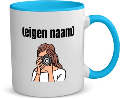 Akyol - fotograaf vrouw met eigen naam koffiemok - theemok - blauw - Fotograaf - fotografen - leuk cadeau voor iemand die houd van foto's maken - cadeau - kado - 350 ML inhoud
