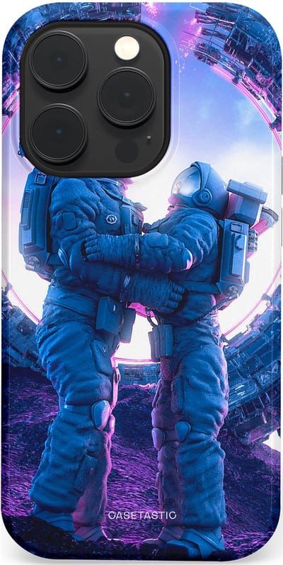 Casetastic Hoesje Geschikt voor Apple iPhone 14 Pro Magsafe - Stijlvolle Beschermende Duo-layer Case - Ruimtereis vol liefde