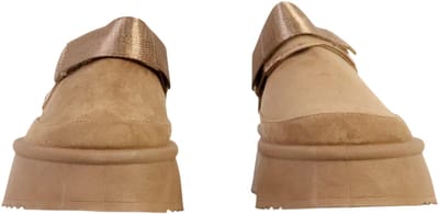 Pantoffels en klompen om aan te trekken