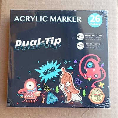 Acrylmarkers - 26 kleuren - dubbelzijdig met ronde punt, waterbestendig en sneldrogend - voor kunst, graffiti en tekenen - basisverpakking