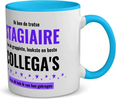 Akyol - ik ben de trotste stagiaire van de grappigste, leukste en beste collega's, en ja dit heb ik van hun gekregen koffiemok - theemok blauw - Stagiair - de trotste stagiaire - collega's - werknemers - verjaardag - cadeau - 350 ML inhoud