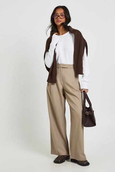 Dames Petite Boohoo Basics Gesneden Wijde Pijpen Broek | Taupe | Maat: 34