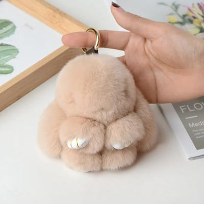 10CM Mini Pluizige Echte Bont Pompon Konijn Sleutelhanger Vrouwen Meisjes Schattige Pluche Konijn Sleutelhanger Aan Tas Sieraden Bruiloft Feest Speelgoed Kind Cadeau licht kaki kleur