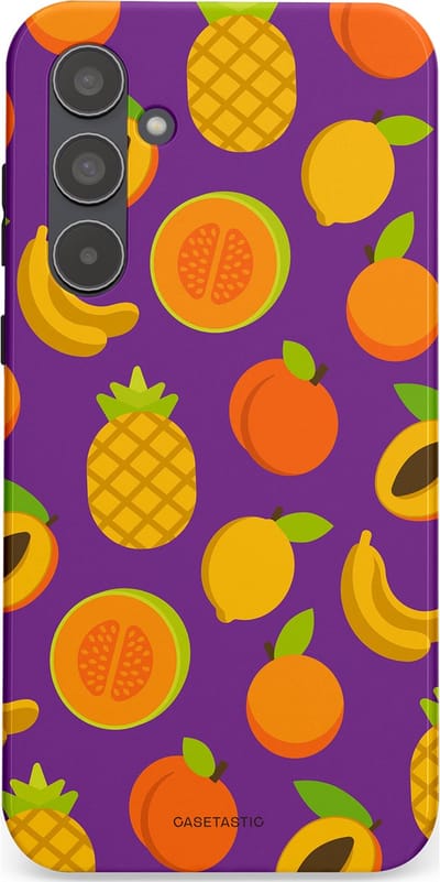 Casetastic Hoesje Geschikt voor Samsung A55 - Stijlvolle Beschermende Duo-layer Case - Tropisch Fruit Feest