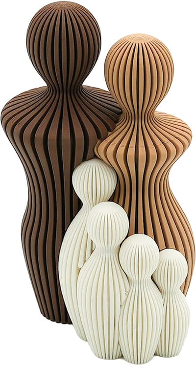 Familie beeldjes – Papa & mama met 4 kinderen - Bruin, Mokka en Wit - 3d geprint - Modern decoratief beeld - Cadeau voor familie/ koppel - Decoratief cadeau - 15CM