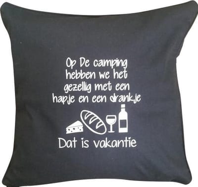 Kussenhoes kussen met tekst op de Camping Cadeau Kamperen Fans | zwart met wit 50x50 | cadeau voor mama en papa opa en oma vaderdag moederdag verjaardag vrouw man sinterklaas kerstmis