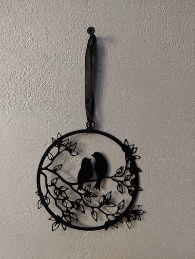 Floz Design huwelijkscadeau muurhanger van vogels - geschenk voor huwelijk of huwelijksjubileum - licht van gewicht, past door de brievenbus - fairtrade en kwaliteit