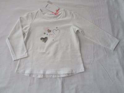 noukie's , meisje, t-shirt, gebroken wit met glitters en hartjes , 2 jaar 92