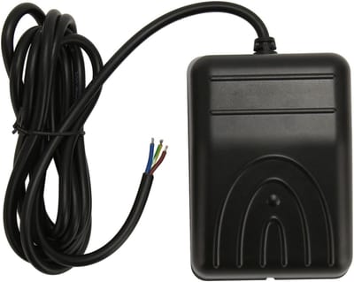 Krachtige Zelfherstellende Voetschakelaar - 16A 250V AC - Waterdichte Controller met één Pedaal - 6,6ft Kabel voor Lichtenberg-machine - Tafelzaag - Figuurzaag - Verstekzaag - Professioneel Gereedschap