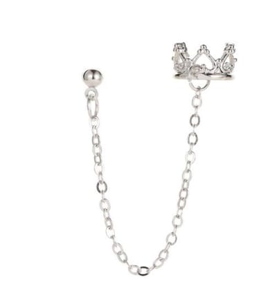 Oorbel met kroon ear cuff eraan | zilver gekleurd