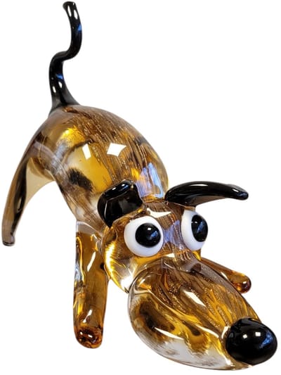 Glas sculptuur speelse hond - helder amber zwart en goud -26x13x20 cm handgemaakt tekkel beagle dog murano glas