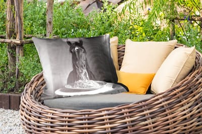 Buitenkussens - Paard - Bord - Pasta - Tafelkleed - Zwart Wit - Dieren - 60x40 cm - Weerbestendig