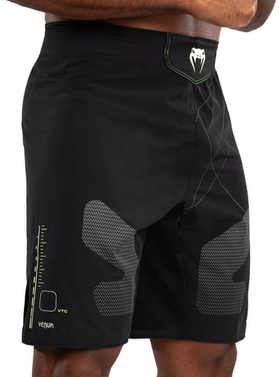 Venum Training Camp 4.0 FightShort Zwart Neo Groen - XS