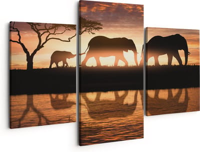 Artaza Canvas Schilderij Drieluik Olifanten Familie in de Savanne bij Zonsondergang - 150x120 - Groot - Foto Op Canvas - Canvas Print