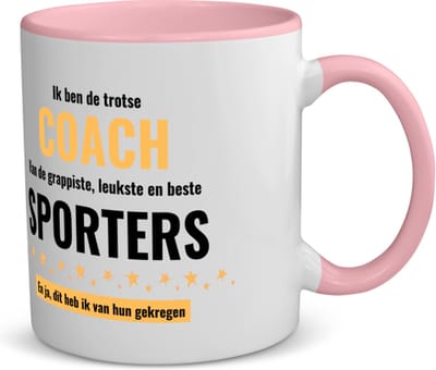 Akyol - ik ben de trotste coach van de grappigste, leukste en beste sporters, en ja dit heb ik van hun gekregen koffiemok - theemok roze - Coach - de trotste coach - sport - verjaardagscadeau - verjaardag - cadeau - 350 ML inhoud