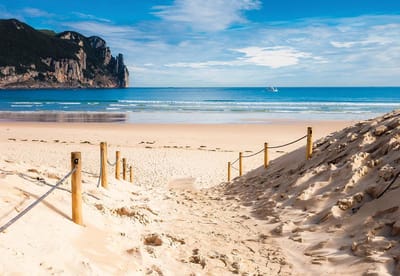 Fotobehang Beach Path Nature Sea SandCliff | XL - 208cm x 146cm | 130g/m2 Vlies