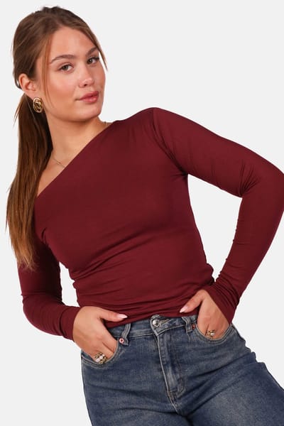 Getdrezzed Top - Maat: XL - Dubbel gevoerde top met asymmetrische halslijn bordeaux