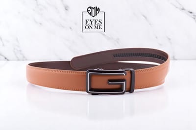 Camel lederen riem zonder gaatjes met automatische gesp voor heren ( Model L185 )