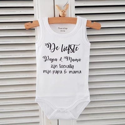 Baby Rompertje tekst | de liefste papa en mama zijn mijn papa en mama | korte mouw mouwloos | wit | maat 74-80 - baby  - rompertjes baby - rompertjes baby met tekst - rompers - rompertje - rompertjes - stuks 1 - wit