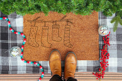 Christmas Socks | 60x40 cm | Nieuwe huis cadeau | Ingangsmat | Deurmat met stijl | Verhuizing cadeau | Praktisch & trendy | Perfect voor binnenkomst | Cadeau voor nieuwe woning