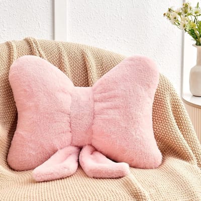 Boogkussen Pluche - Decoratief Sierkussen - Bank en Bed - Zacht Imitatiebont - 40 cm - Roze