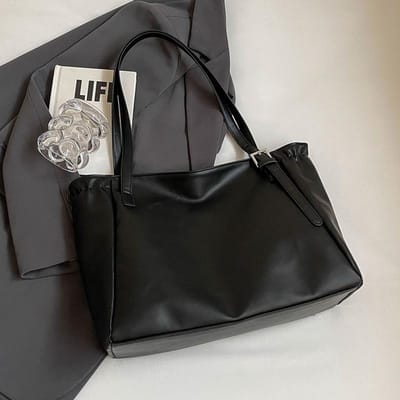 Tas met grote capaciteit voor dames Nieuwe trendy commuter crossbodytas voor dames Ins Modieuze veelzijdige schoudertas black