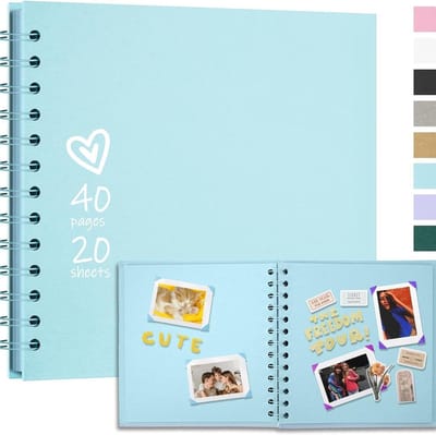 Blauw fotoalbum van 18 x 18 cm, naar eigen wens aan te passen met ingeplakte foto's, 40 pagina's, harde kaft van kraftpapier, spiraalgebonden, doe-het-zelf album, geschikt voor bruiloften, verjaardagen, jubilea en andere gelegenheden.