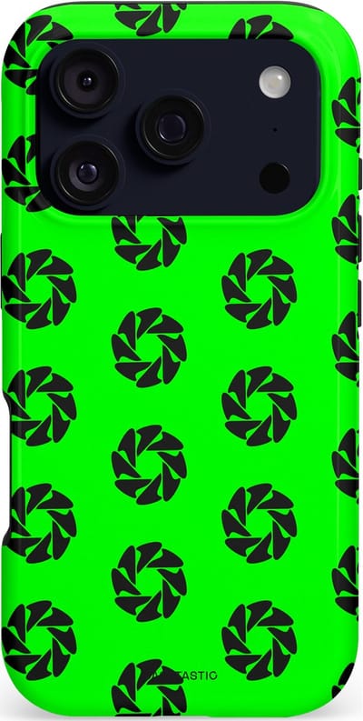 Casetastic hoesje geschikt voor Apple iPhone 17 Pro - MagSafe - Dubbellaagse bescherming - Neon Groene Cirkels - Fashion Case - Groen Zwart