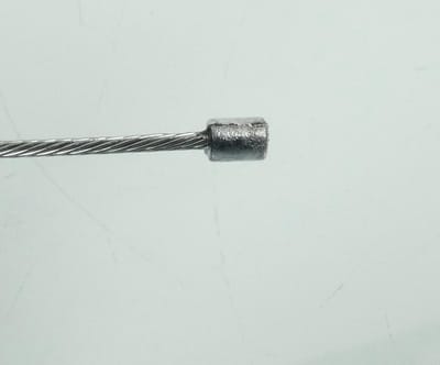 Câble ou gaine Vicma pour Mobylette Peugeot NC 103 169 / 210cm tête 3x4mm / gaz Neuf
