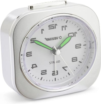 Analoge Wekker - Tafelklok Licht - Rustig Wakker Worden - Stil Geen Tikkend Geluid - 20x20 cm - Zilver