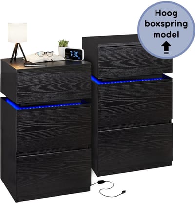 Casamoda Extra Hoge Nachtkastjes set van 2 voor Boxspring - H70 x B40 x D35 cm - 3 Lades - Verstelbare RGB LED-Verlichting Alle Kleuren - Draagkracht 110 kg - Moderne Bijzettafel - Zwart