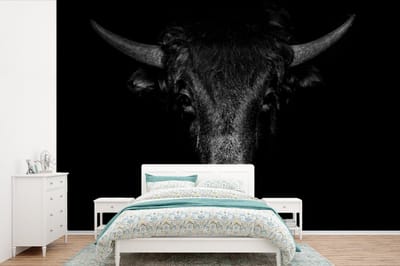 Behang - Fotobehang Stier - Dieren - Zwart - Wit - Breedte 450 cm x hoogte 300 cm