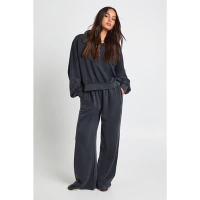 boohoo Dames Acid wash trainingspak met trechterhals en rechte pijpen | Charcoal | Maat: XS