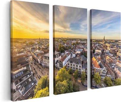 Artaza Canvas Schilderij Drieluik Groningen Skyline Stad bij Zonsondergang - 120x80 cm - Wanddecoratie Woonkamer - Schilderijen - Muurdecoratie
