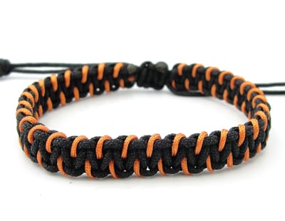 Geknoopte nylon herenarmband 18-22 cm zwart en oranje