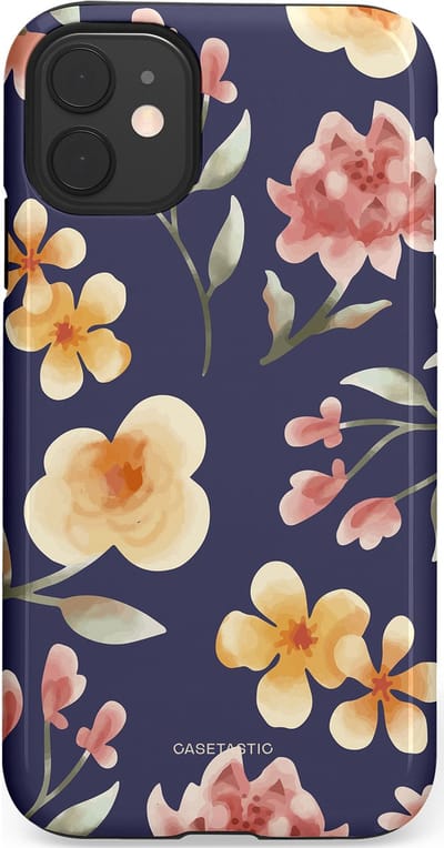 Casetastic Hoesje Geschikt voor Apple iPhone 11 - Stijlvolle Beschermende Duo-layer Case - Bloesemnacht Marine