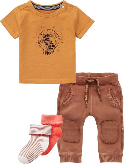 Noppies - Kledingset - 2delig - Broek Reao bruin - shirt Hitachi geel - 2p sokjes met print - Maat 56