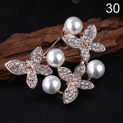 Mode Kristallen Broche Voor Vrouwen Strass Vintage Imitatie Parel Bloem Metalen Spelden Bruiloft Feest Sieraden Accessoires