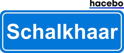 Hacebo - Plaatsnaam Sticker - 29x10 CM - Schalkhaar sticker - Verkeersborden sticker - grappige cadeaus - Schalkhaar