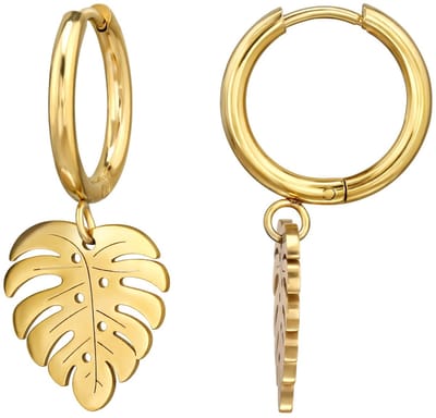 Joy Ibiza - blad oorbellen - monstera blad bedel oorringen - 14 mm klap scharnier sluiting - ear party boho - bohemian style - chirurgisch staal - ip/pvd goldplated