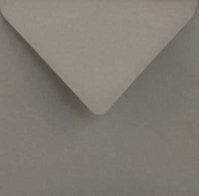 Gladde grijze enveloppen vierkant K4-153 - 153 x 153 mm - 25 stuks - NK natgelijmde - 115 gram - Sirio Color - Netuno