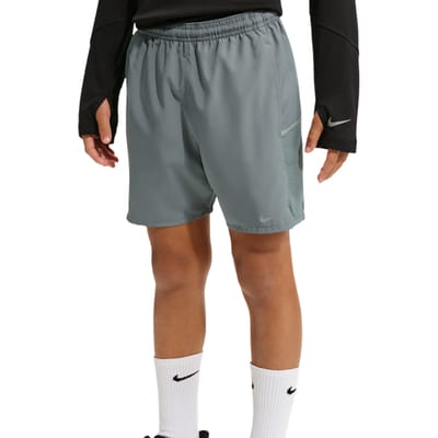 Nike Miler Korte Broeken Kinder - Grijs - Maat 128 - 137 CM - Poly Woven