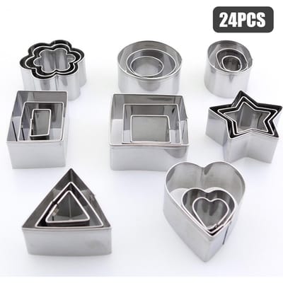 Ensemble de 24 emporte-pièces en acier inoxydable de forme polygonale pour biscuits, pain, fondant, gâteau mousse argenté