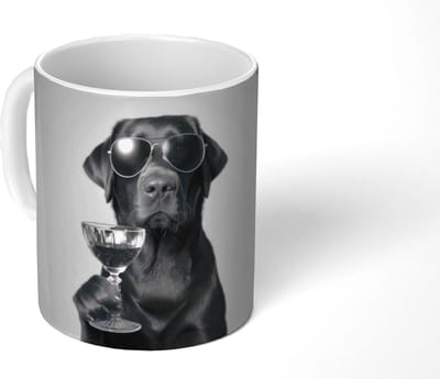 Mok - Koffiemok - Hond - Zwart - Wijnglas - Zonnebril - Mokken - 350 ML - Beker - Koffiemokken - Theemok